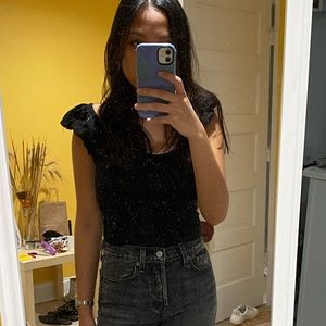 Black puff sleeve top